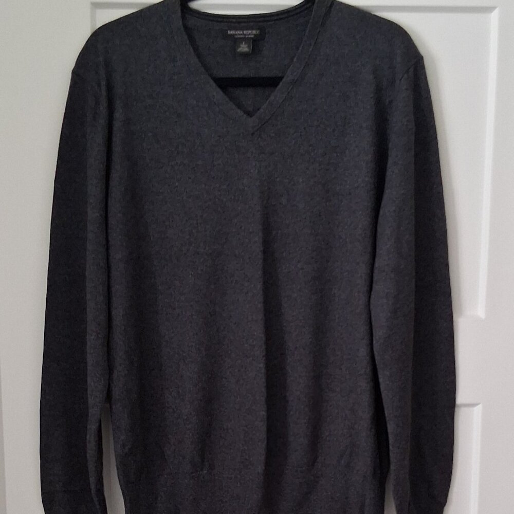 Banana Republic V Neck Sweater